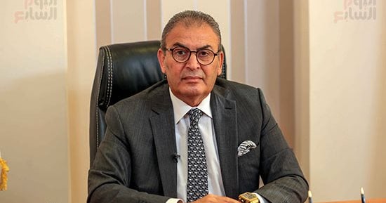 صناعة الملابس 241 مصنعًا يعمل فى تصنيع الجينز وتصدير الإنتاج