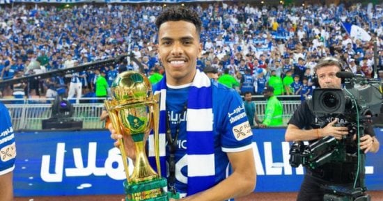 نجم الهلال على أعتاب الدورى الإيطالى على غرار مواطنه سعود