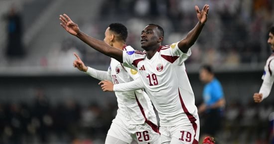 خليجي 26 تعادل مثير بين عمان ضد قطر 1 1 فى