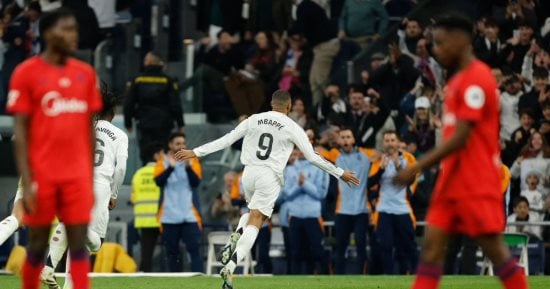 ملخص وأهداف مباراة ريال مدريد ضد إشبيلية 4 2 وصواريخ مبابى
