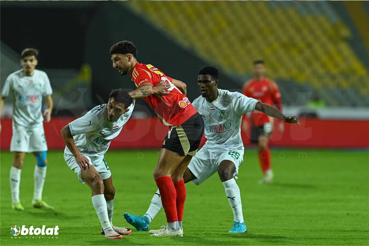 هاني رمزي الأهلي اختلف في الشوط الثاني أمام المصري ومشهد