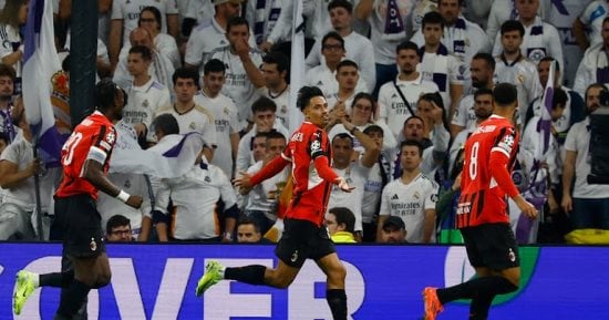 هيلاس فيرونا ضد ميلان لياو يقود تشكيل الروسونيري في الدوري