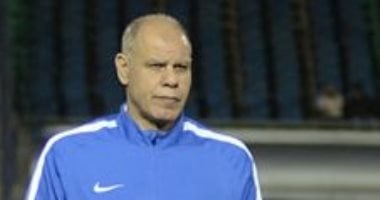 أيمن حافظ يسبق بعثة منتخب الناشئات إلى الكاميرون لإنهاء ترتيبات