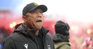 مدرب نانت يشتبك مع الصحفيين قبل مواجهة ليل بالدورى الفرنسى